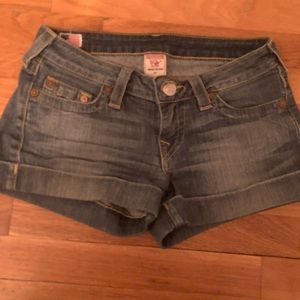 True religion EUC size 27 jean short